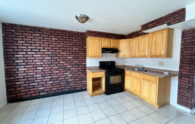 3 bedroom 1 bath house