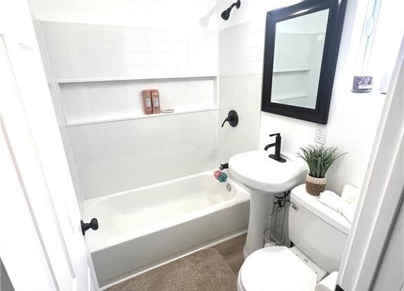 1441 S CLOVERDALE AVE