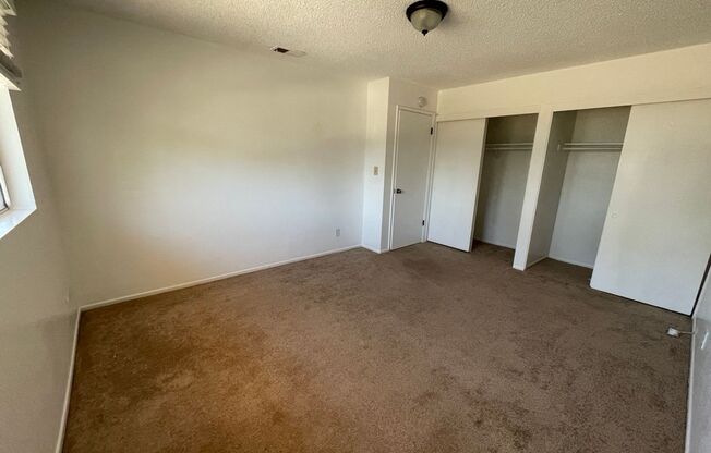 3 beds, 2 baths, $6,000, Unit 4