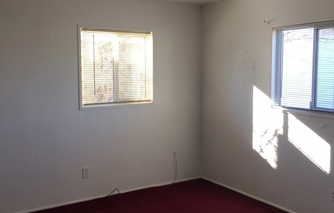 2 beds, 1 bath, $1,725