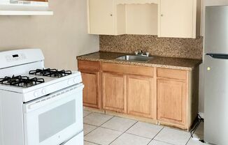 1 bed, 1 bath, $650