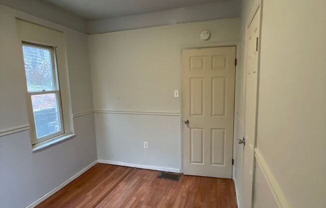 1 bed, 1 bath, $800, Unit Unit 1