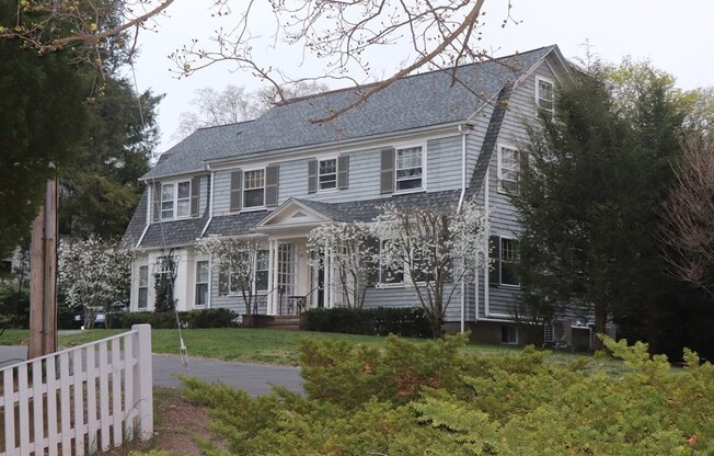 18 TAPPAN RD