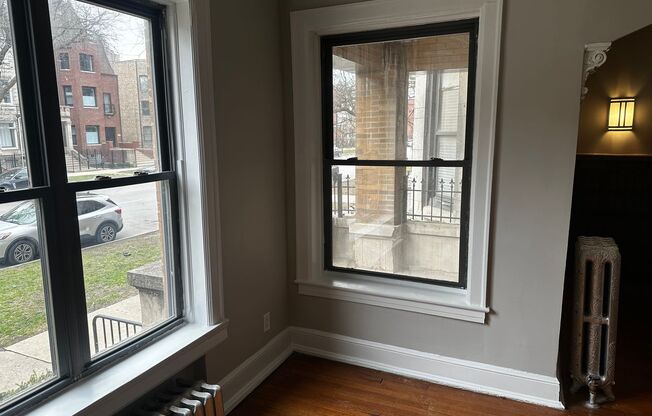 4843-4845 S Michigan