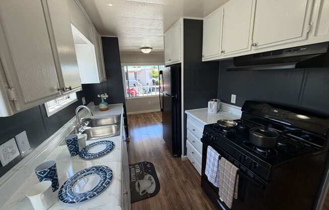 2 beds, 1 bath, 720 sqft, $2,999, Unit 116