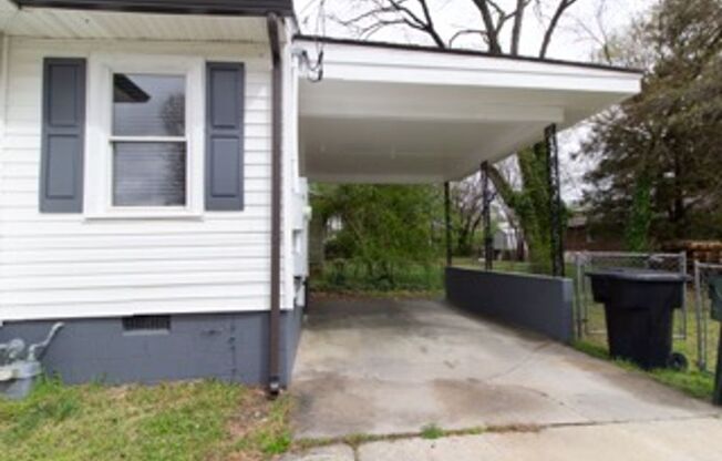 2 beds, 1 bath, $1,400