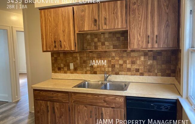 3435 BROOKVIEW BLVD