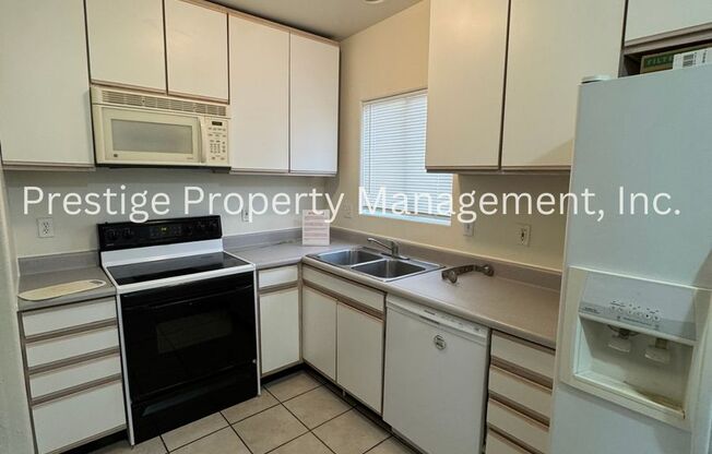4bd 2ba located in central Tucson!!!