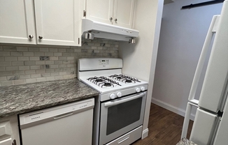 1 bed, 1 bath, 675 sqft, $1,750, Unit B