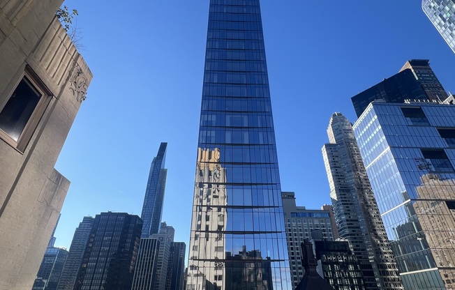 Studio, 1 bath, 542 sqft, $4,200, Unit 25G