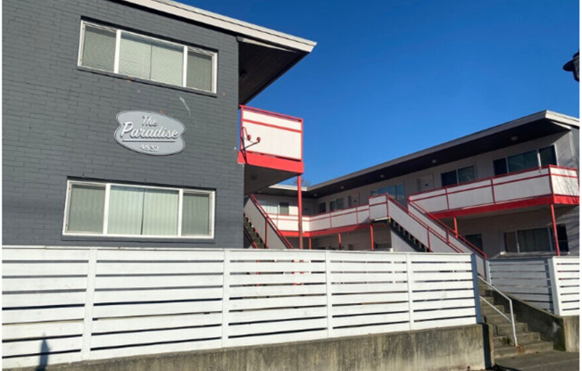 Paradise Apartments