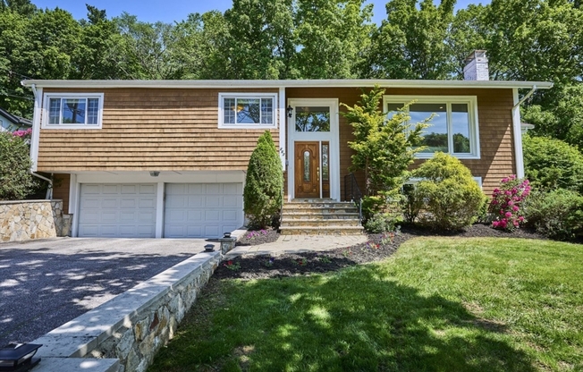 267 COUNTRY CLUB RD