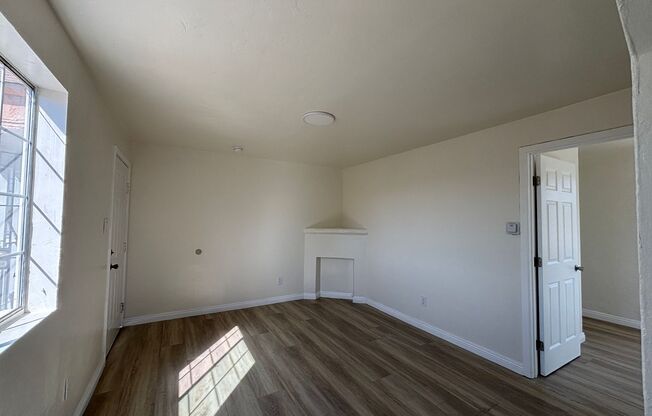 11824 2nd Ave.