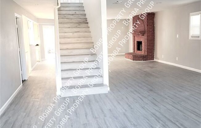 2506 E 6th street