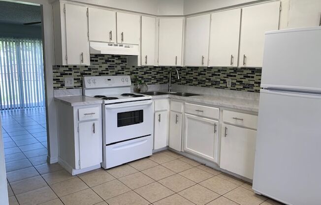 4504 4506 BALLENTINE CT