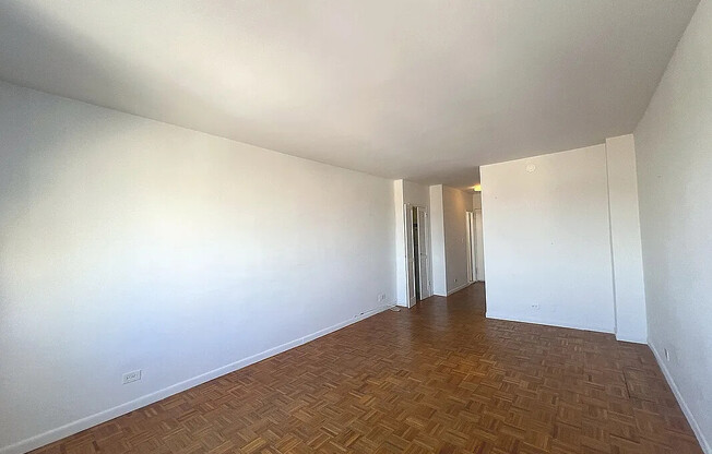 111 3 AVE