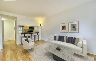 323 W 96 ST
