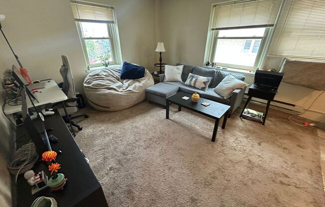 1 bed, 1 bath, $895, Unit 513