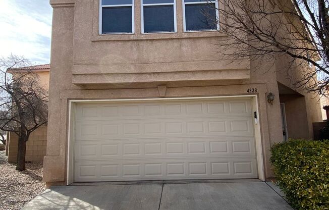 3 bed 2.5 bath