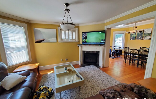 22 Burton St # 4O