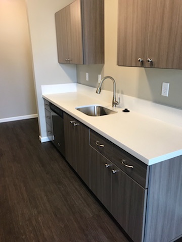 2 beds, 2 baths, 1,059 sqft, $1,715, Unit 202