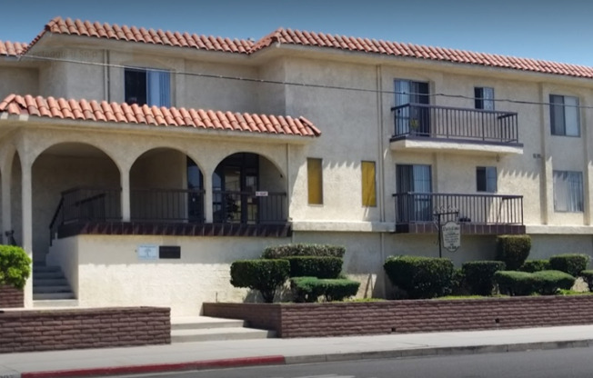 Portofino Apartments