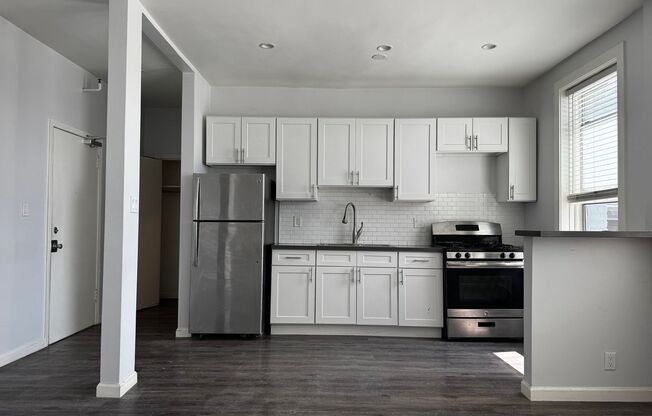 Studio, 1 bath, 500 sqft, $1,350, Unit 209