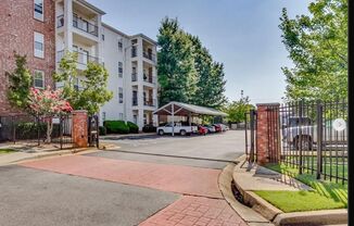 3 beds, 3 baths, $2,100, Unit # 534