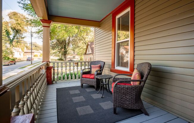 3 beds, 2 baths, $3,500