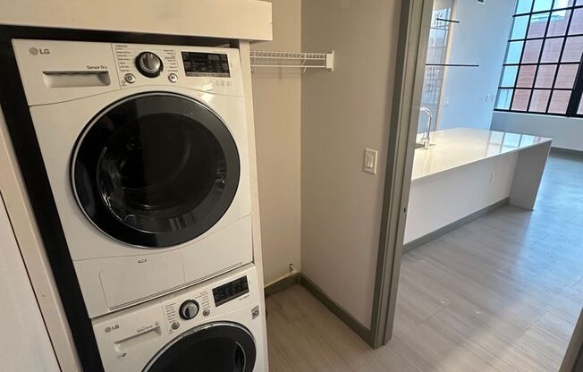 1 bed, 1 bath, 640 sqft, $1,595, Unit 605