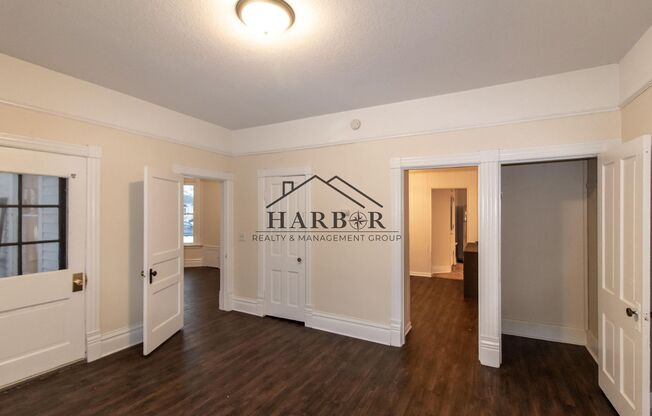 867 8th Avenue SE - 2