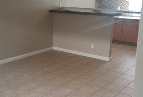 Studio, 1 bath, 450 sqft, $1,550, Unit 280 Move - In Special $299.00 Sec. Deposit O.A.C !!! Call Us 657-408-9045