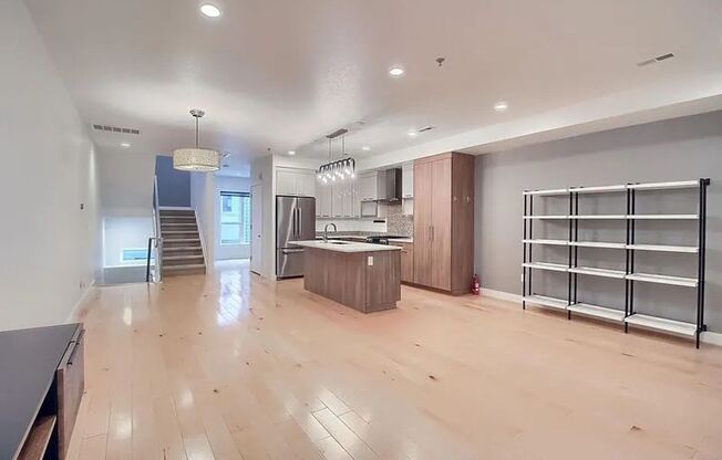 Gorgeous LoHi Townhome!!