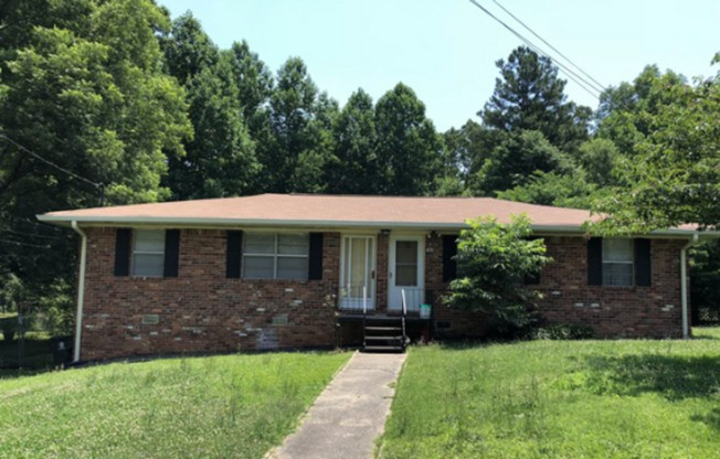 Newly renovated 2 bedroom, 1 bath duplex in Union City