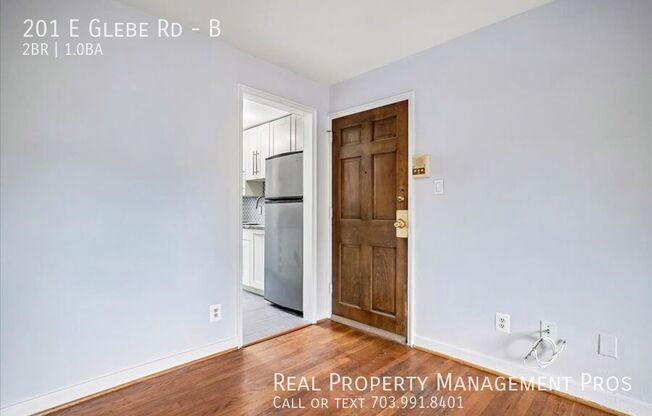 201 E GLEBE RD