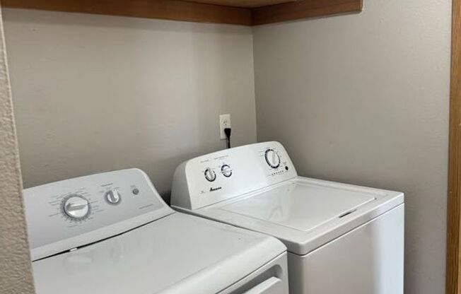 2 beds, 2 baths, 1,070 sqft, $1,595, Unit 12-104