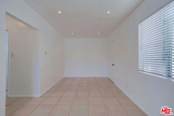 1 bed, 1 bath, 750 sqft, $2,575, Unit B