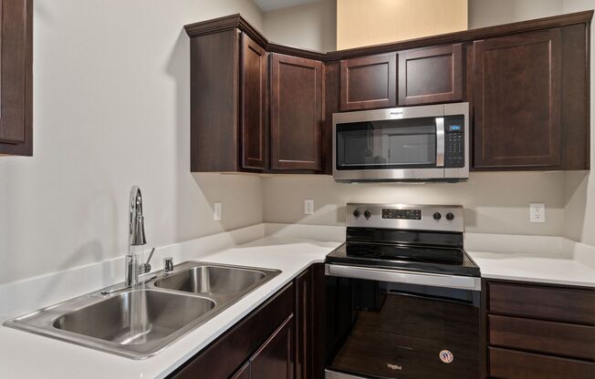 Studio, 1 bath, 466 sqft, $1,525, Unit D-202