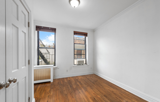 142 SULLIVAN ST