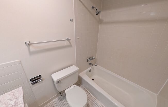 3 beds, 2 baths, 1,100 sqft, $2,995, Unit 601