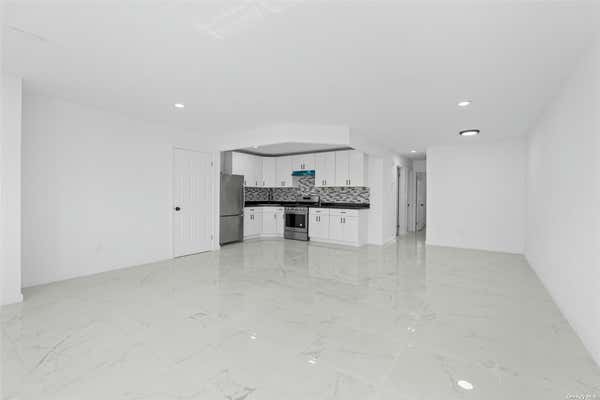 3 beds, 2 baths, $3,200, Unit 1