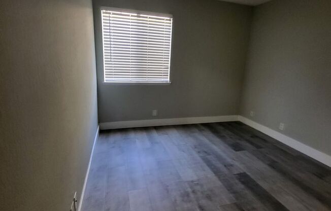 1 bed, 1 bath, 592 sqft, $1,845, Unit 30