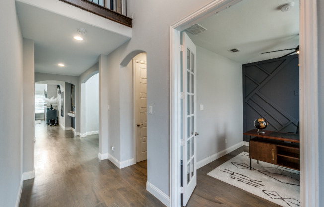 4194 LEIGHTON LN