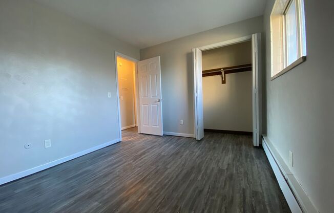 2 beds, 1 bath, 595 sqft, $995, Unit UNIT 4037-101