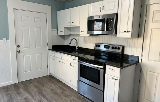27 Ellen Avenue, Chicopee. MA, 01013.