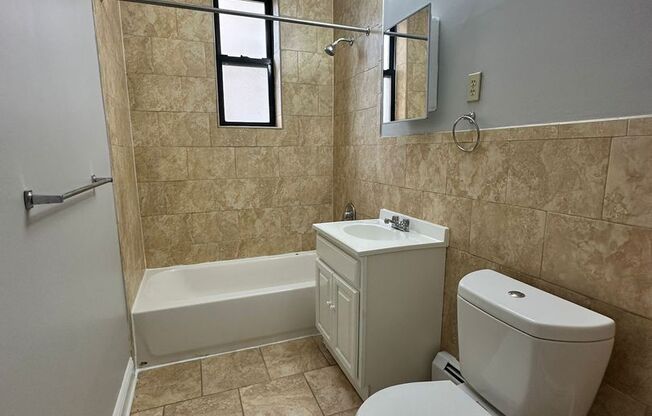 1 bed, 1 bath, 750 sqft, $1,725, Unit Apt 3P