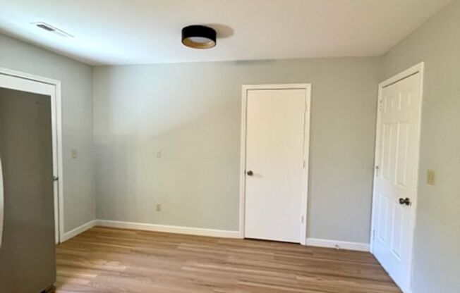 Ogden Ave, 845 NW - 00000-OGDE-00