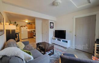 128 HOFFMAN DR