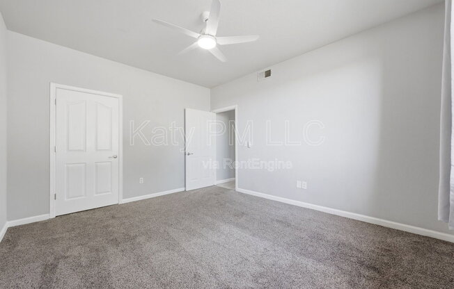 2 beds, 1 bath, 855 sqft, $1,500, Unit Apt 1053