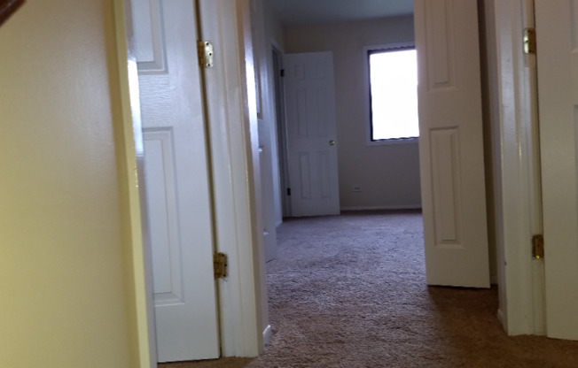 3923 NAUTILUS LN